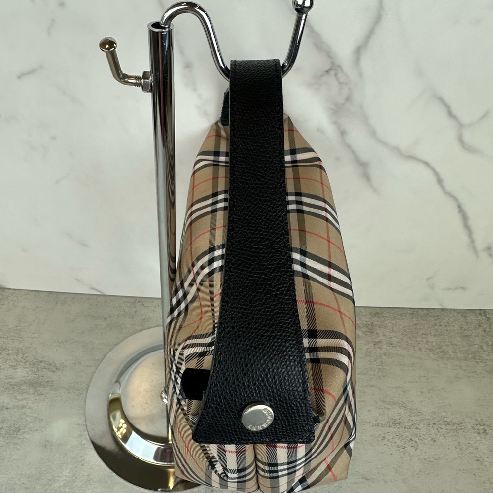 SOLD Burberry Nylon Nova Check Pochette - Picture 13 of 15